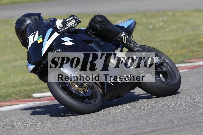 /Archiv-2025/03 04.04.2025 TZ Motorsport ADR/Gruppe gruen/77